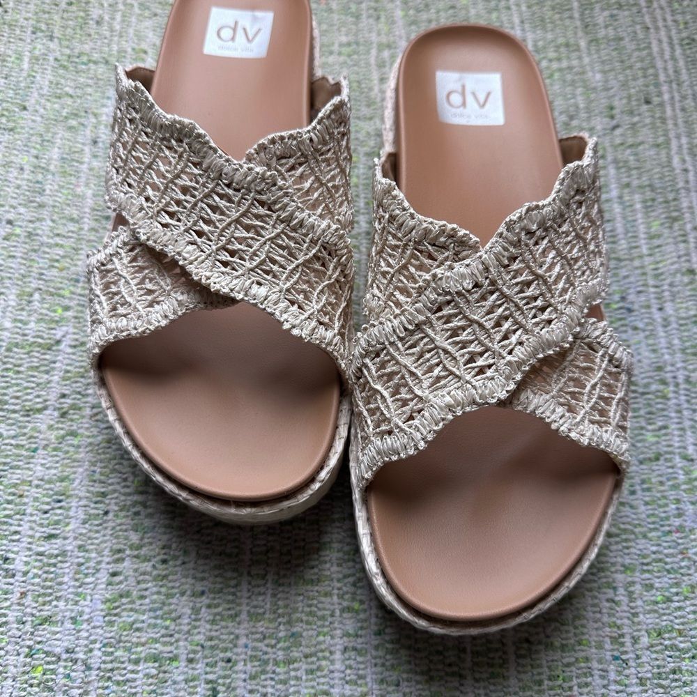 DV by Dolce Vita Beige Woven Slide Sandals